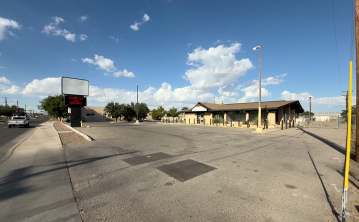 Pictures of Retail property located at 6621 4th Street Northwest, Los Ranchos De Albuquerque, NM 87107 for sales - image #1