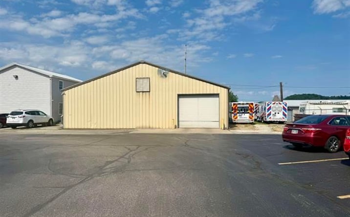 Pictures of Office, Mixed Use, Special Purpose property located at 2914 S 4th Street, Ironton, OH 45638 for sales - image #1