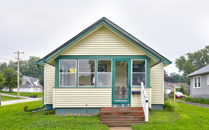 16 HOUSES AND 5 MULTIFAMILY, DES MOINES, IA