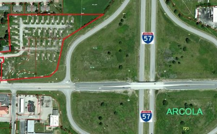 Pictures of Land property located at I-57 & Route 133, Arcola, IL 61910 for sales - image #1