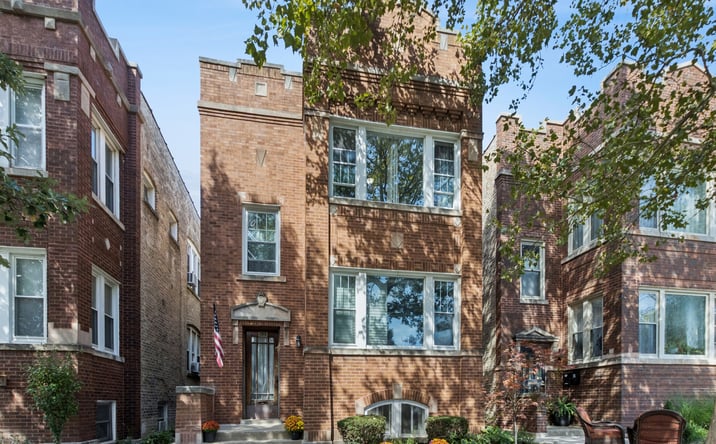 5316 W Pensacola Avenue, Chicago, IL 60641 For Sale | Crexi.com