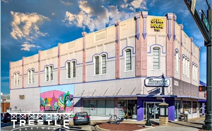103-109 E Oak St., Denton, TX 76201 For Sale | Crexi.com