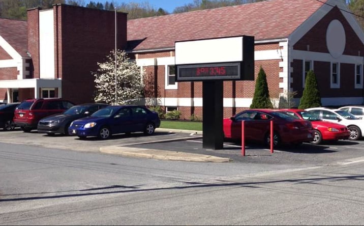 Pictures of Office property located at 217 Eisenhower Blvd, Johnstown, PA 15905 for sales - image #1