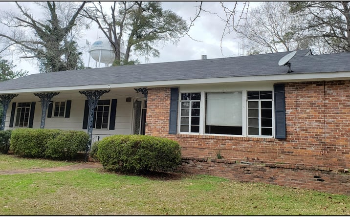 Pictures of Office property located at 3931 Ridge Ave, Macon, GA 31210 for sales - image #1