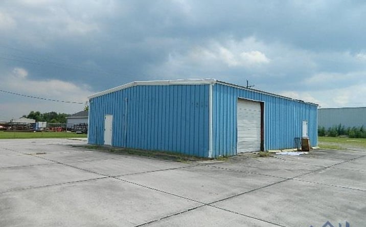 Pictures of Industrial property located at 9888 E Main St, Houma, LA 70363 for sales - image #1