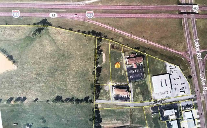 Pictures of Land property located at Lot 2 Reelfoot Drive, Dyersburg, TN 38024 for sales - image #1