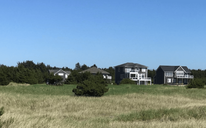 Pictures of Land property located at 211 Pioneer Rd W, Long Beach, WA 98631 for sales - image #1
