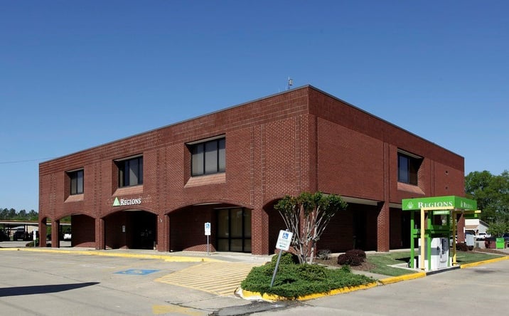 Pictures of Retail, Office property located at 1500 W Dewitt Henry Dr, Beebe, AR 72012 for sales - image #1