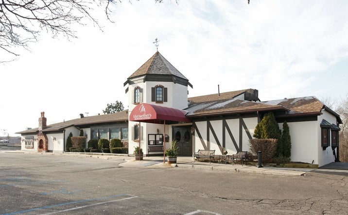 Pictures of Retail property located at 25485 Telegraph Rd, Southfield, MI 48033 for sales - image #1