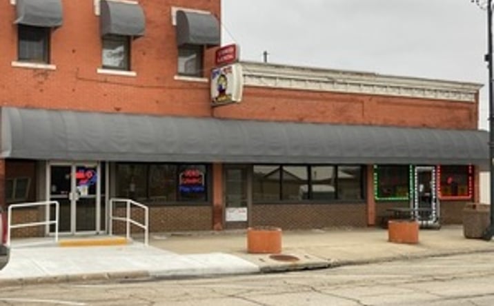 Pictures of Business for Sale, Retail property located at 331 Main Street, Marseilles, IL 61341 for sales - image #1