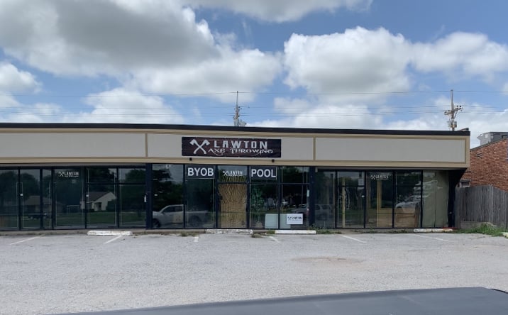 Pictures of Retail property located at 1008-1010 W Gore Blvd, Lawton, OK 73501 for sales - image #1