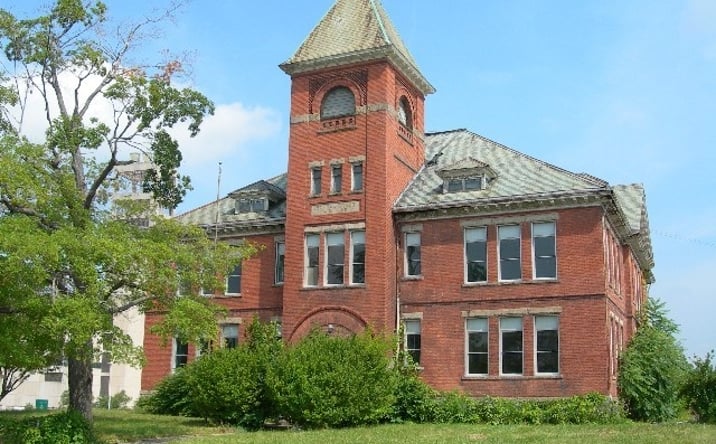Pictures of Office property located at 47700 Woodward, Pontiac, MI 48342 for sales - image #1