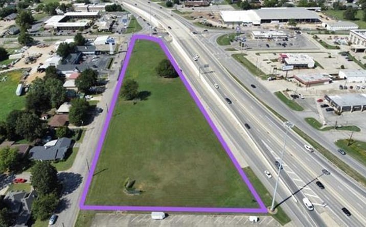 Pictures of Land property located at 0000 NE Loop 286, Paris, TX 75460 for sales - image #1