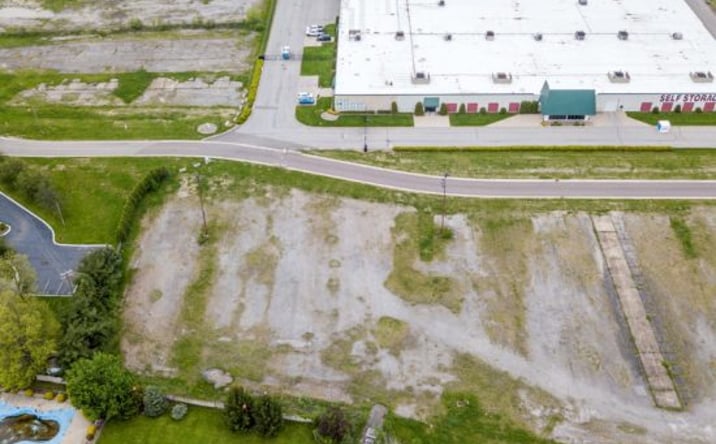 Pictures of Retail, Land property located at Clarkins Dr - 1.36 acres, Austintown, OH 44515 for sales - image #1
