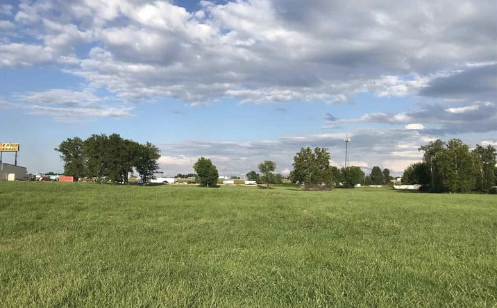 Pictures of Land property located at Halfway Road, Marion, IL 62959 for sales - image #1