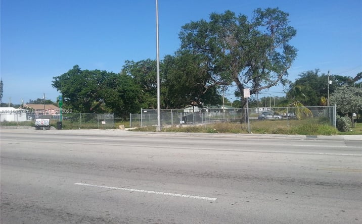 Pictures of Land property located at 741 NW 95th St, Miami, FL 33150 for sales - image #1