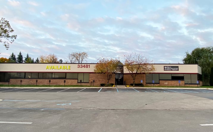 Pictures of Office property located at 33481 W. 14 Mile Road, Farmington Hills, MI 48331 for sales - image #1
