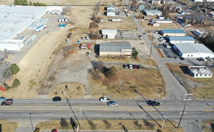 Pictures of Retail property located at 2701 S Zero St, Fort Smith, AR 72901 for sales - image #1