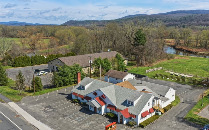 Pictures of Retail property located at 650 N Main St, Sheffield, MA 01257 for sales - image #1