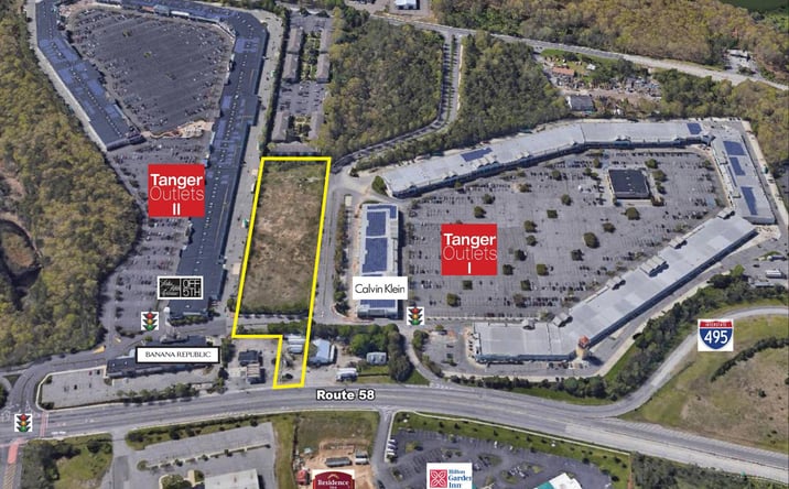 Pictures of Land property located at Tanger Mall Dr, Riverhead, NY 11901 for sales - image #1