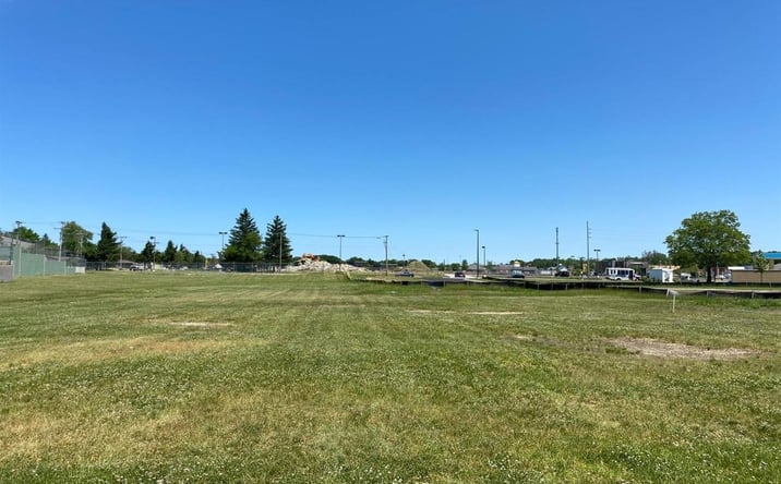 Pictures of Land property located at 1000 Vale Park Rd, Valparaiso, IN 46383 for sales - image #1
