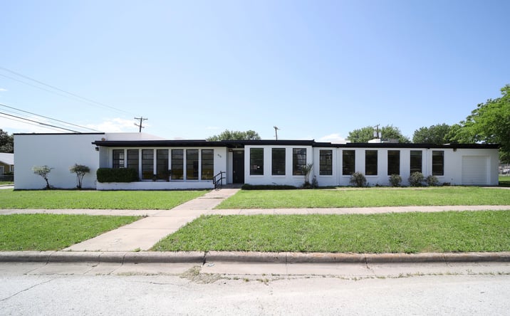 Pictures of Mixed Use, Office property located at 970 E Humbolt St, Fort Worth, TX 76104 for sales - image #1