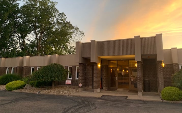 Pictures of Office property located at 2223 Fulton Ave NW, Canton, OH 44709 for sales - image #1