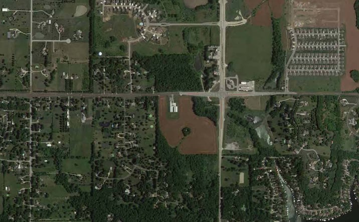 Pictures of Land property located at 7 Highway & Colbern Road (SEQ), Lake Lotawana, MO 64086 for sales - image #1