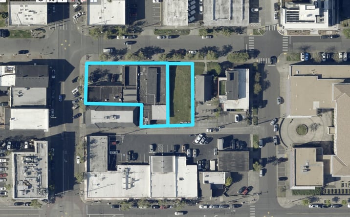 Pictures of Retail property located at 2621 N Proctor St, Tacoma, WA 98407 for sales - image #1