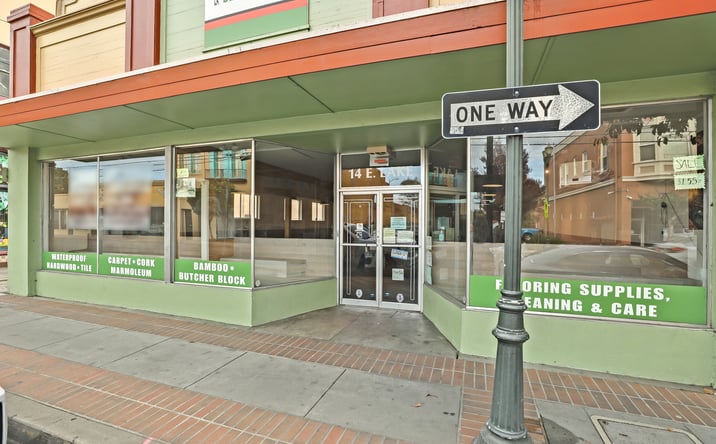 Pictures of Retail property located at 14 E Lake Ave, Watsonville, CA 95076 for sales - image #1