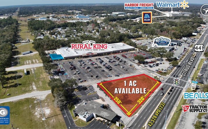 Pictures of Retail property located at 1715 Citrus Blvd, Leesburg, FL 34748 for sales - image #1