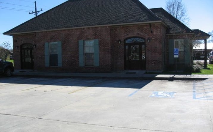 Pictures of Office, Land property located at 1201 S Purpera Ave, Gonzales, LA 70737 for sales - image #1