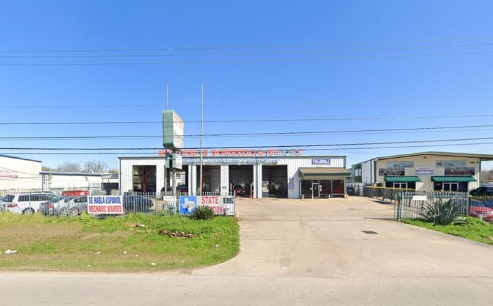 Pictures of Retail, Industrial property located at 10070 Veterans Memorial Dr, Houston, TX 77038 for sales - image #1
