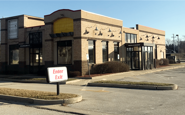 Pictures of Retail property located at 847 E Green Bay Ave, Saukville, WI 53080 for sales - image #1