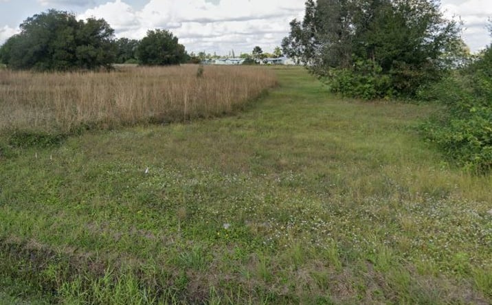 Pictures of Land property located at 2706 N Tamiami Trail, North Fort Myers, FL 33903 for sales - image #1