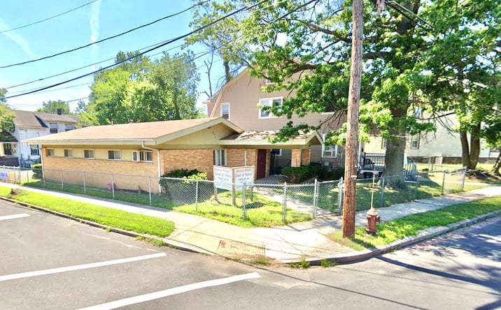 Pictures of Office property located at 671 Pennington Ave, Trenton, NJ 08618 for sales - image #1