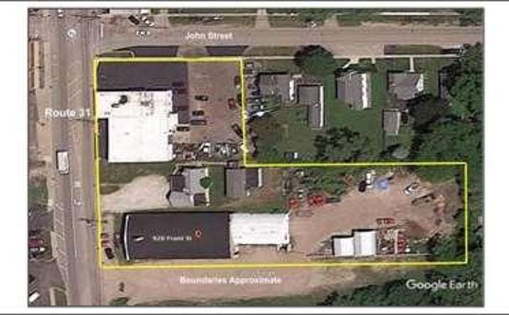 Pictures of Retail property located at 920 - 926 Front St. (Rt. 31), Bull Valley, IL 60050 for sales - image #1