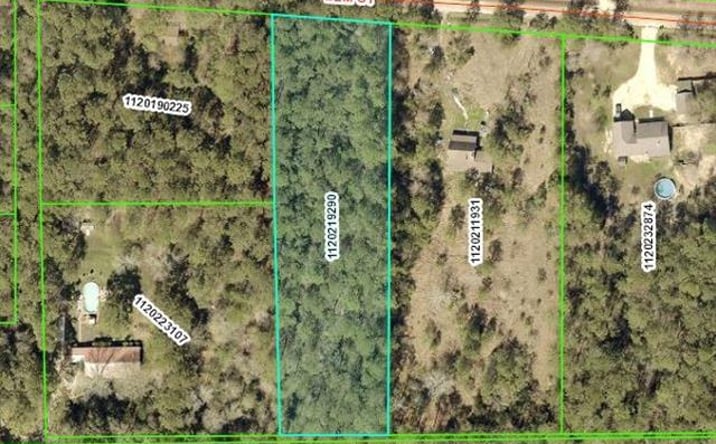 Pictures of Land property located at Elm St, Mandeville, LA 70448 for sales - image #1