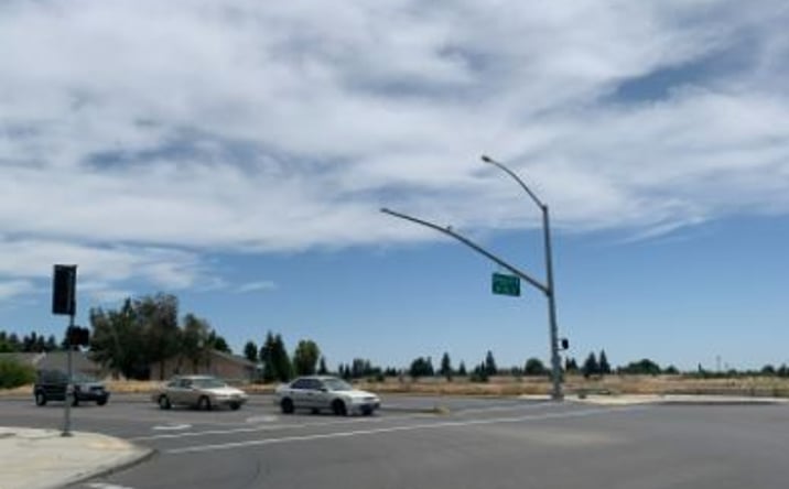 Pictures of Retail property located at 2145 W Kennedy St, Madera, CA 93637 for sales - image #1