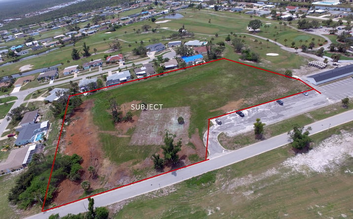 Pictures of Land property located at 3 Golfview Rd, Rotonda West, FL 33947 for sales - image #1