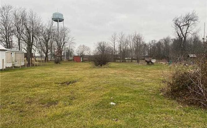 Pictures of Land property located at 125 Village Ln, Marysville, IN 47141 for sales - image #1