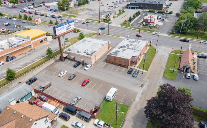 Pictures of Retail property located at 60 Boardman-Canfield Rd, Youngstown, OH 44512 for sales - image #1