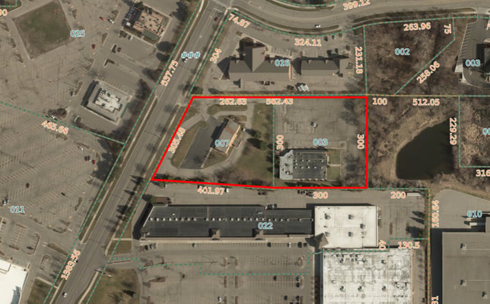Pictures of Retail property located at 4990 - 5000 Marsh Road, Meridian charter Township, MI 48864 for sales - image #1