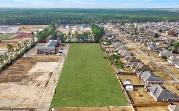 Pictures of Land property located at 121 N LHS Drive, Lumberton, TX 77657 for sales - image #1