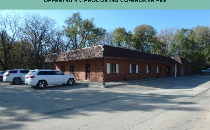 Pictures of Office property located at 1921 Superior St, Webster City, IA 50595 for sales - image #1