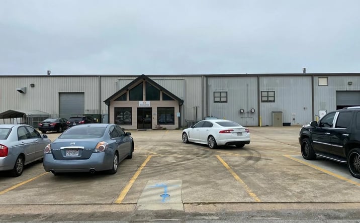Pictures of Industrial property located at 10400 Technology Dr, Cottondale, AL 35453 for sales - image #1