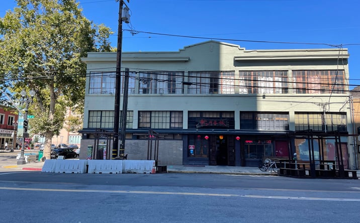 Pictures of Mixed Use, Office, Retail property located at 300 Broadway, Oakland, CA 94607 for sales - image #1