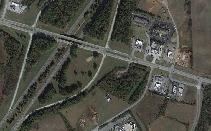 Pictures of Land property located at 116 Commercial Park Dr, Loudon, TN 37774 for sales - image #1