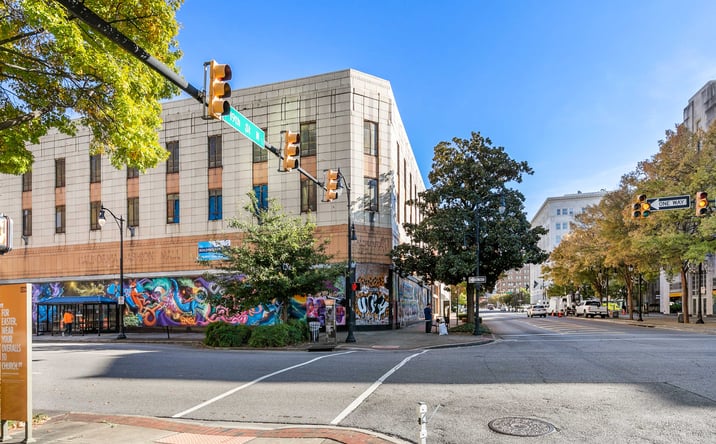 Pictures of Retail property located at 1901 3rd Ave N, Birmingham, AL 35203 for sales - image #1