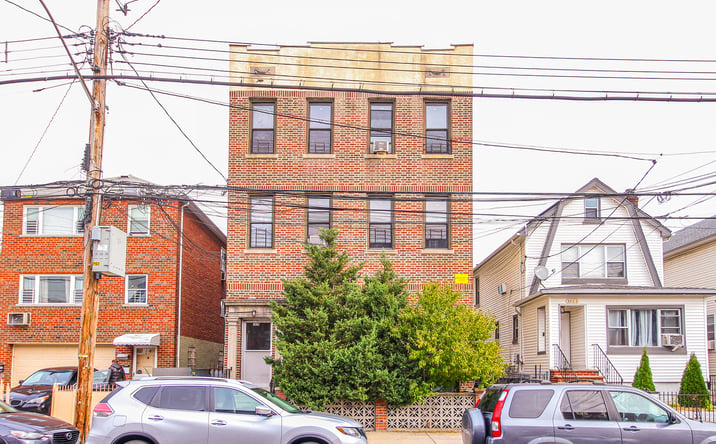 Pictures of Multifamily property located at 1826 Radcliff Ave, Bronx, NY 10462 for sales - image #1